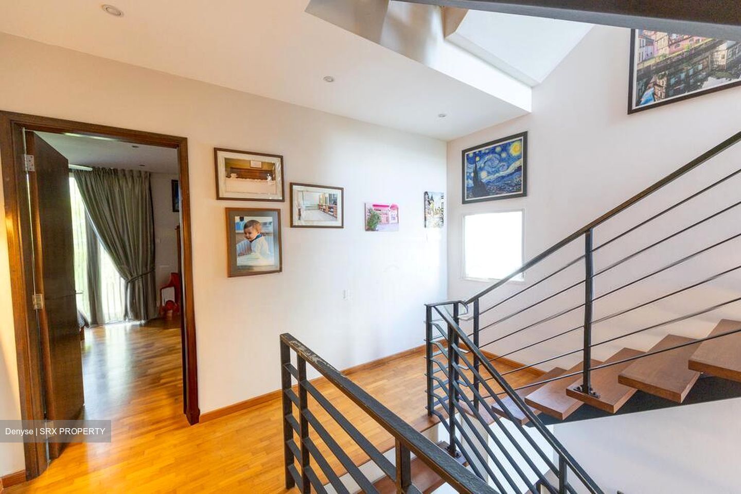 Delias (D18), Terrace #510244021